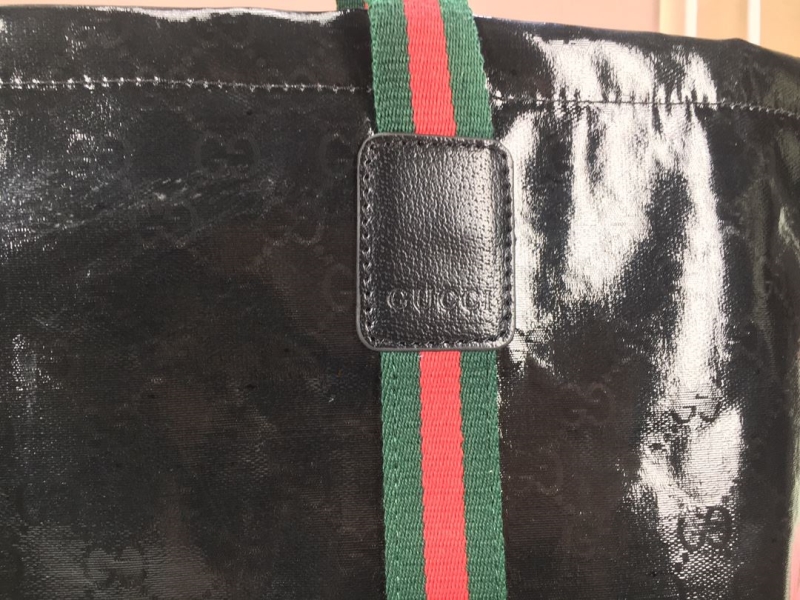 Gucci Shopping Bags